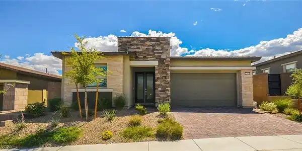 12457 Heritage Bend Drive