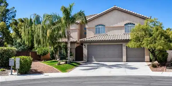 8205 Lucky Charm Court