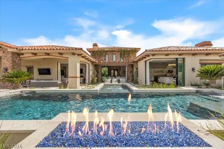 4 Cottonwood Canyon Court