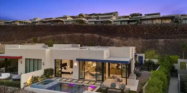 656 Scenic Cliff Drive