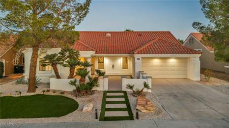 2920 Crown Ridge Drive