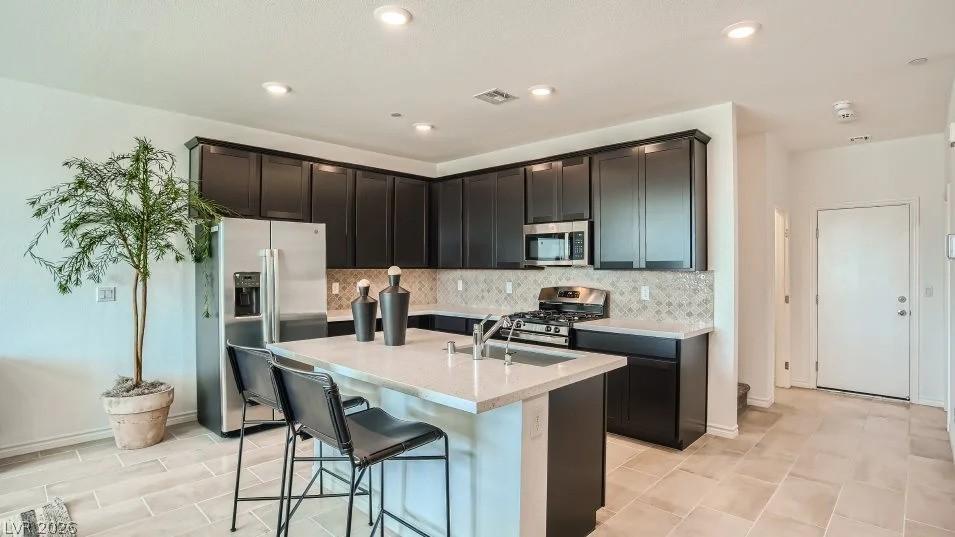 Image 2: Kitchen