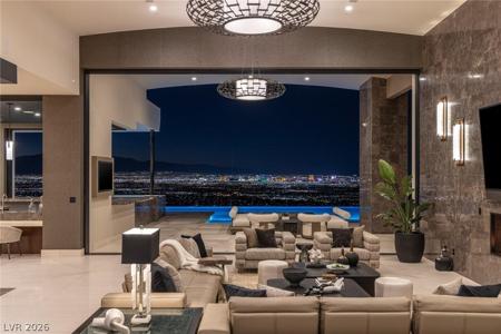 3 Heavens Edge Court