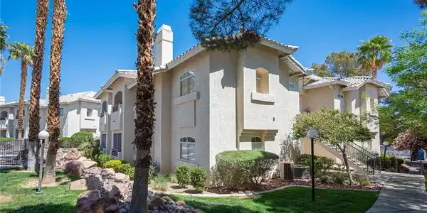 3320 S Fort Apache Road