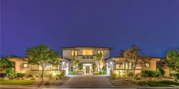 11 Isleworth Drive