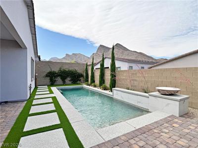 11622 Peregrine Point Court