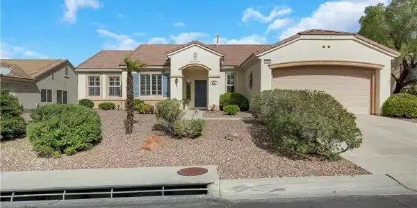 2884 Meadow Park Avenue
