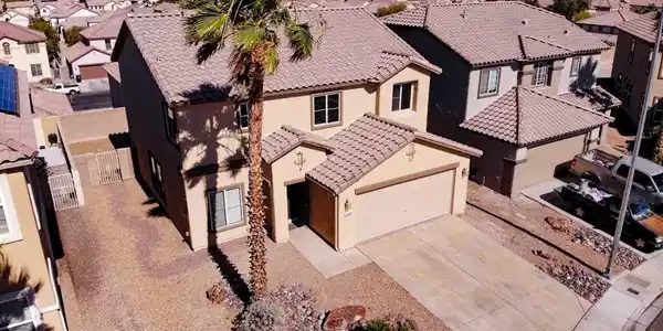 5308 Hollyridge Street