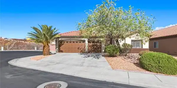 2260 Dogwood Ranch Avenue