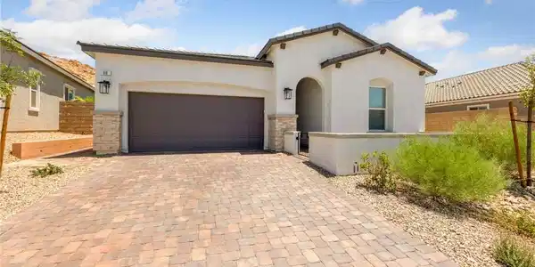 80 Cathedral Wash Place