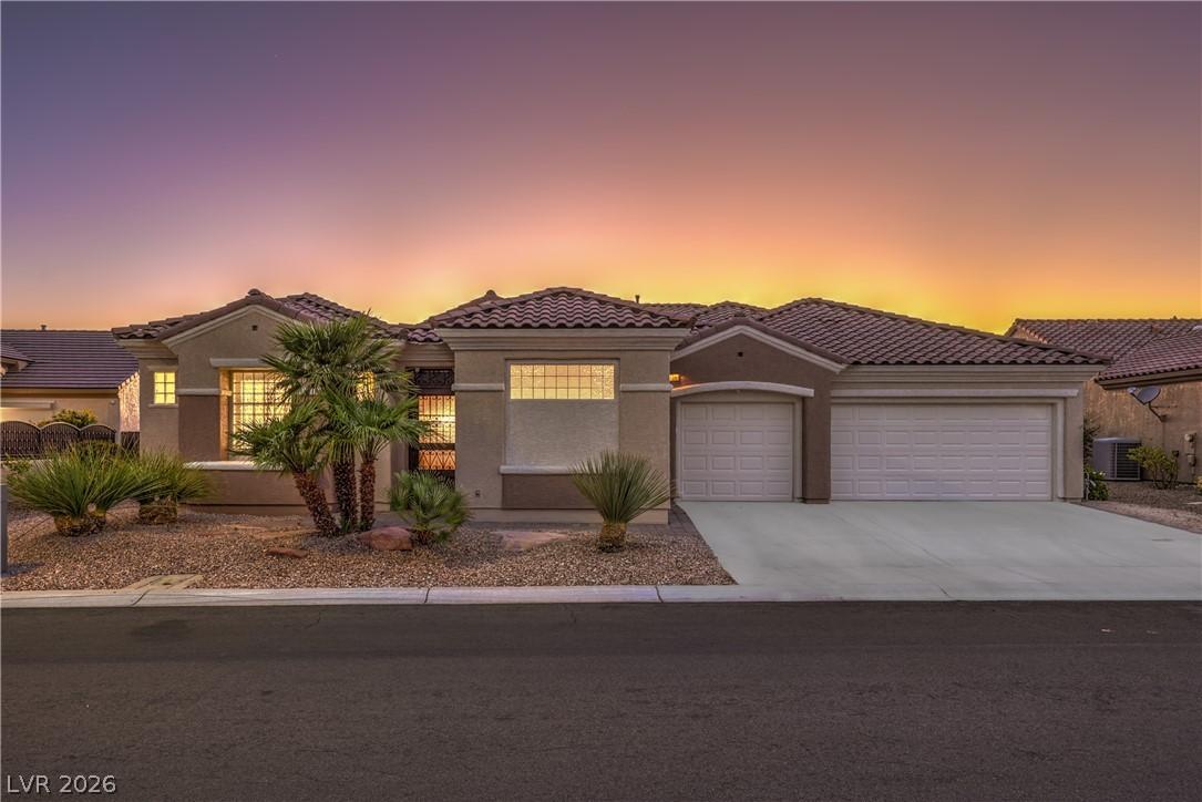 Image 4: Approximately 3,265 Sqft of Living Space,
4 Bedro