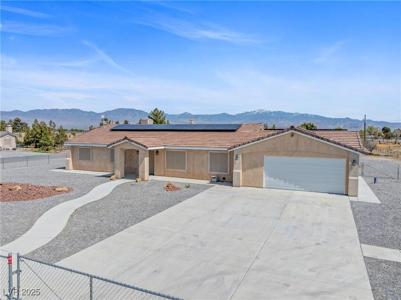 881 S Woodchips Road