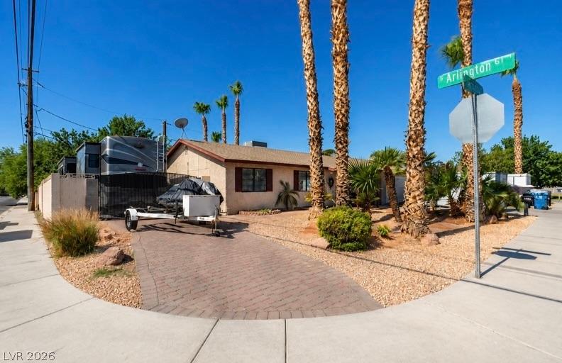 Image 2: Extra space on the side of home for parking an RV,