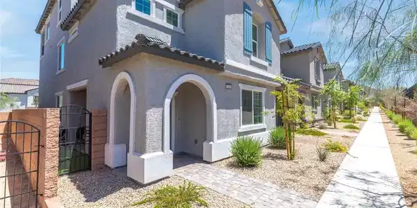 1323 Cerulean Avenue
