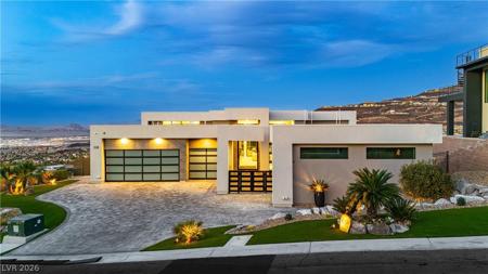 658 Dragon Peak Drive