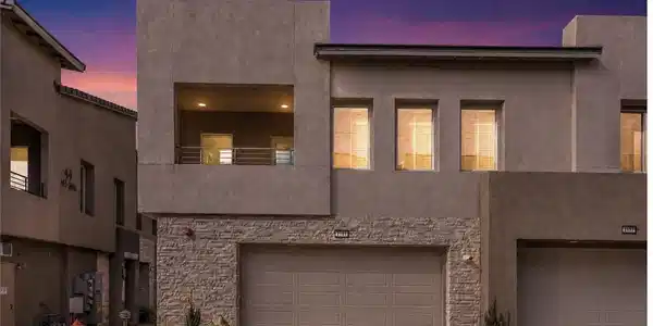 600 N Carriage Hill Drive