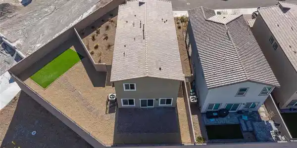 5204 Sunstone Mesa Drive