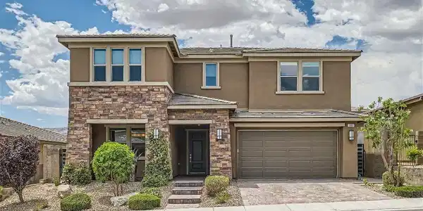 869 Haven Oaks Place