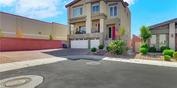 9045 Knots Estate Street