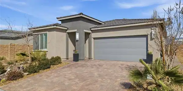 4310 E Cactus Canyon