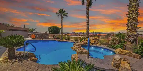 8133 Bay Dunes Street