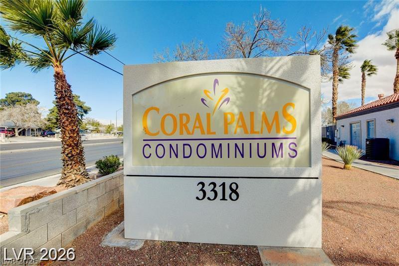 Image 3: A welcoming sign with bold lettering marks the ent