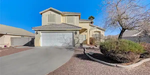 2526 Rocky Countryside Street