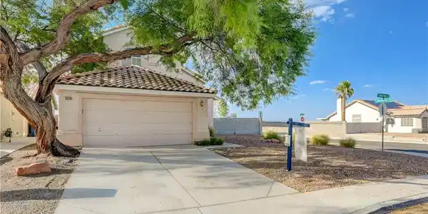 7528 Golden Yucca Drive