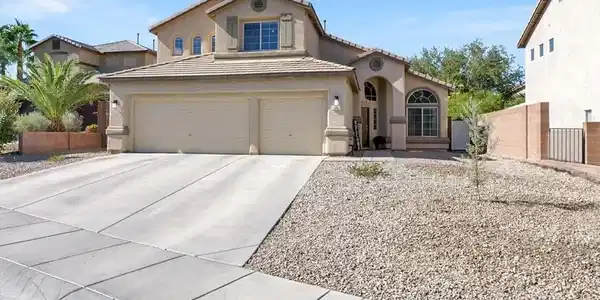 309 Everett Vista Court