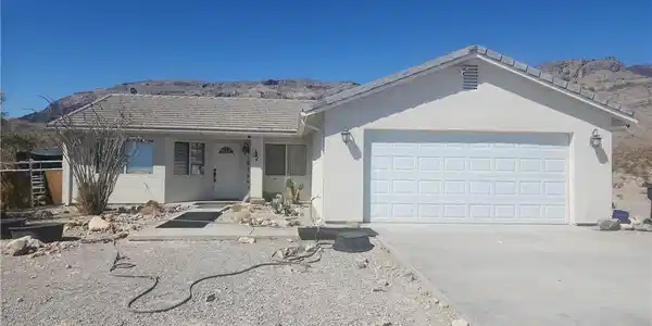 2311 W 2311 Mae Road