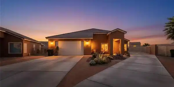 208 Bambosa Circle