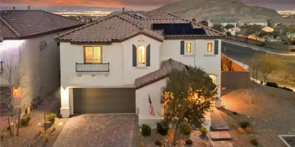 4504 Eagle Nest Peak Street