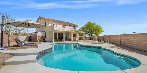 8181 Petunia Flower Way