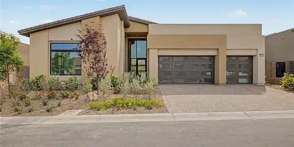 10865 Agate Cliffs Avenue