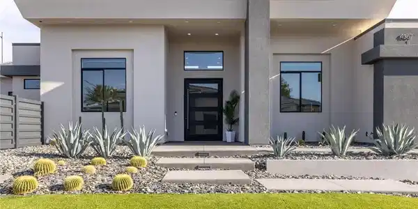 Image 4: Modern desert architecture with clean lines and a