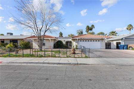 2423 Vista Colina Street