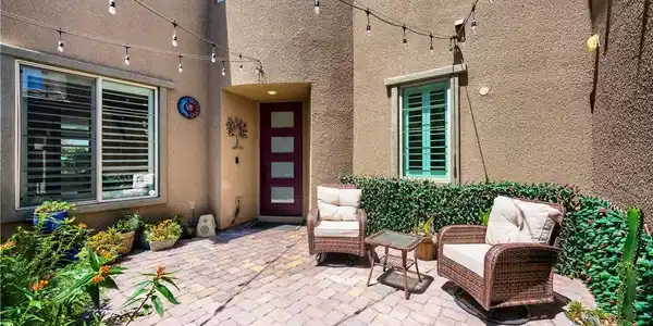 Image 3: Entry Patio