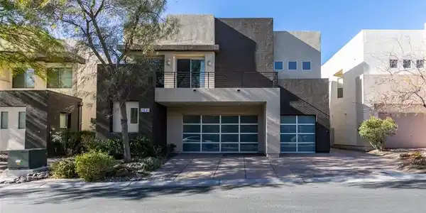2631 Mystere Court
