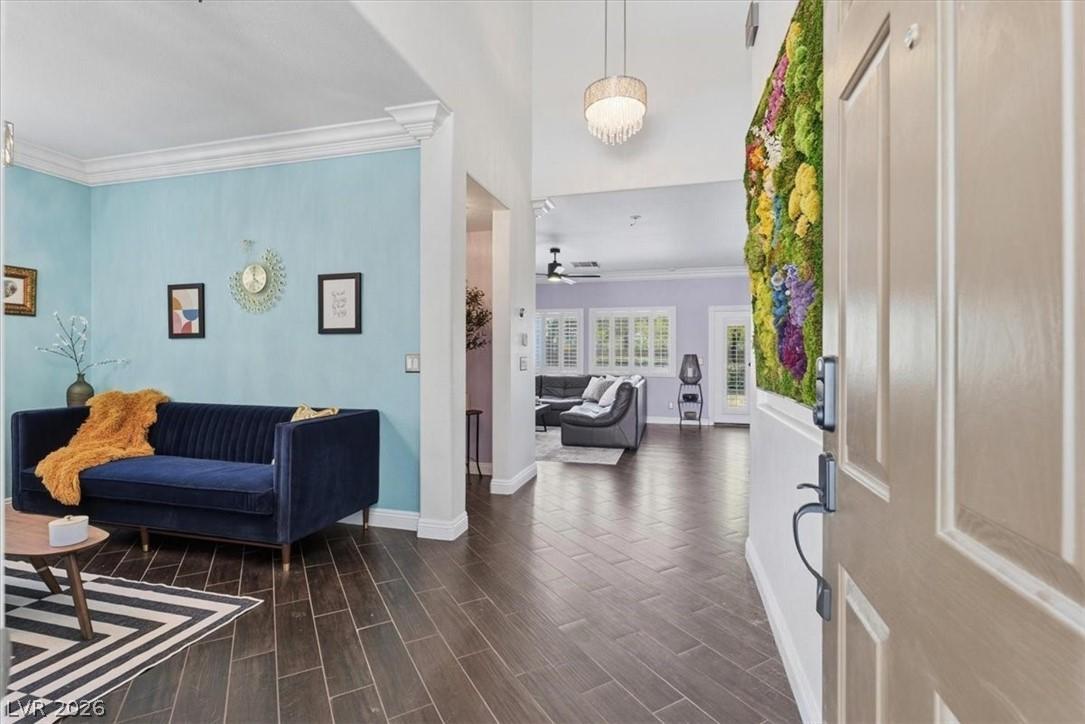 Image 4: Formal sitting room on entry or dinning room