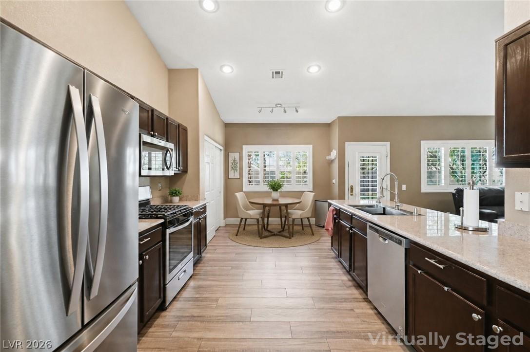 Image 3: All Stainless Appliances- Granite Countertops -Pan