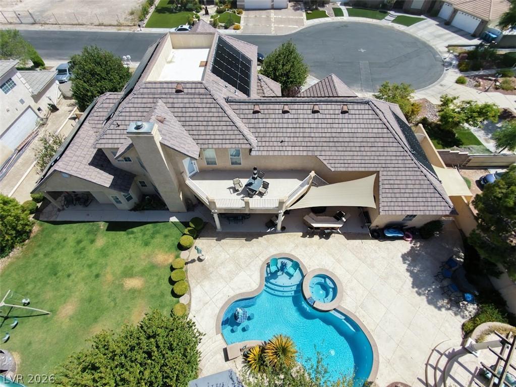 Image 4: Amazing home on a cul-de-sac with no rear neighbor