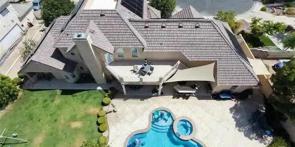 Image 4: Amazing home on a cul-de-sac with no rear neighbor