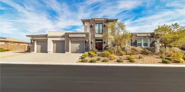 6130 Pebble Glen