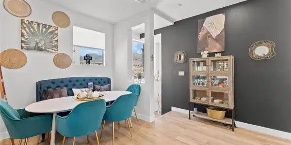 Image 3: Modern 3 story home  with mountain views, featurin