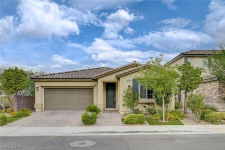 4654 Plum Button Street