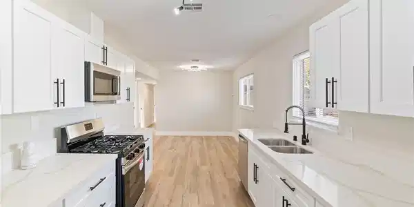 108 Metropolitan Drive
