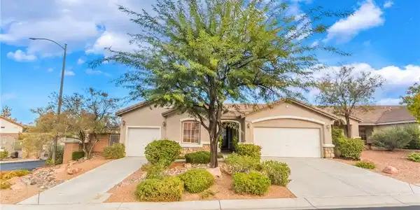 3512 Natural View Street