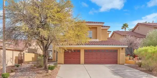 1912 Sierra Oaks Lane