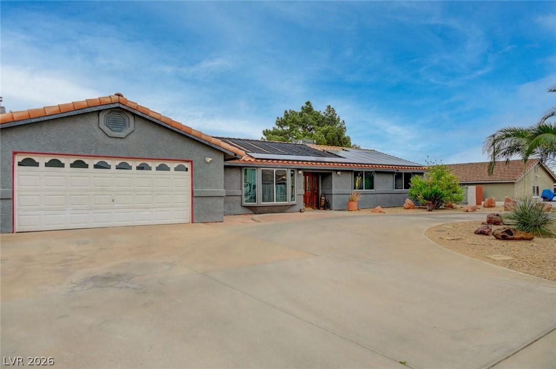 Image 1: Single Story Home, RV Parking, half acre lot, sola