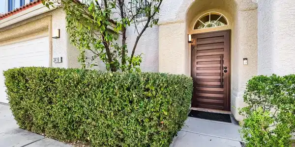 3419 Vista Diablo Street